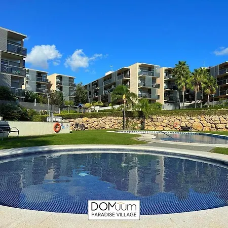 Domuum Holidays - Paradise Village Apartman *